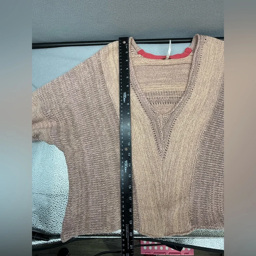 Free People Lemonade Stand Textured Vneck Sweater Size M Bohemian - Picture 13 of 15